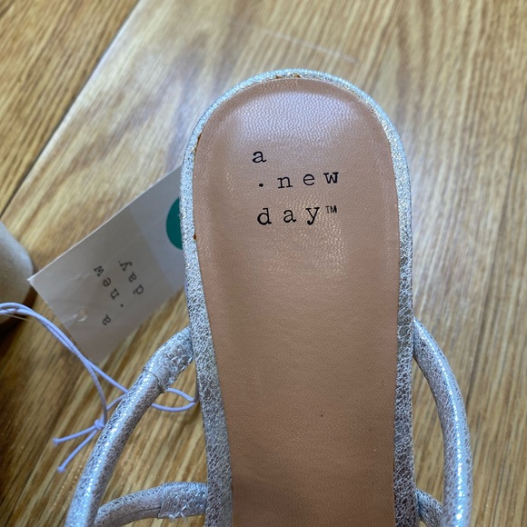 Chrome🖤 knot chunky square toe chunky heels NWT - Picture 9 of 15